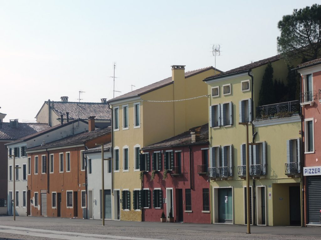 Neighborhood Houses