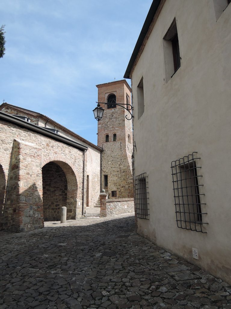Holy Trinity Church in Arqua Petrarca