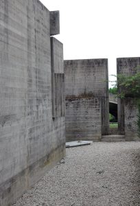 Carlo Scarpa grave