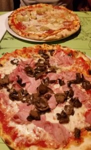 Pizza prosciutto e funghi, Pizzeria Savonarola