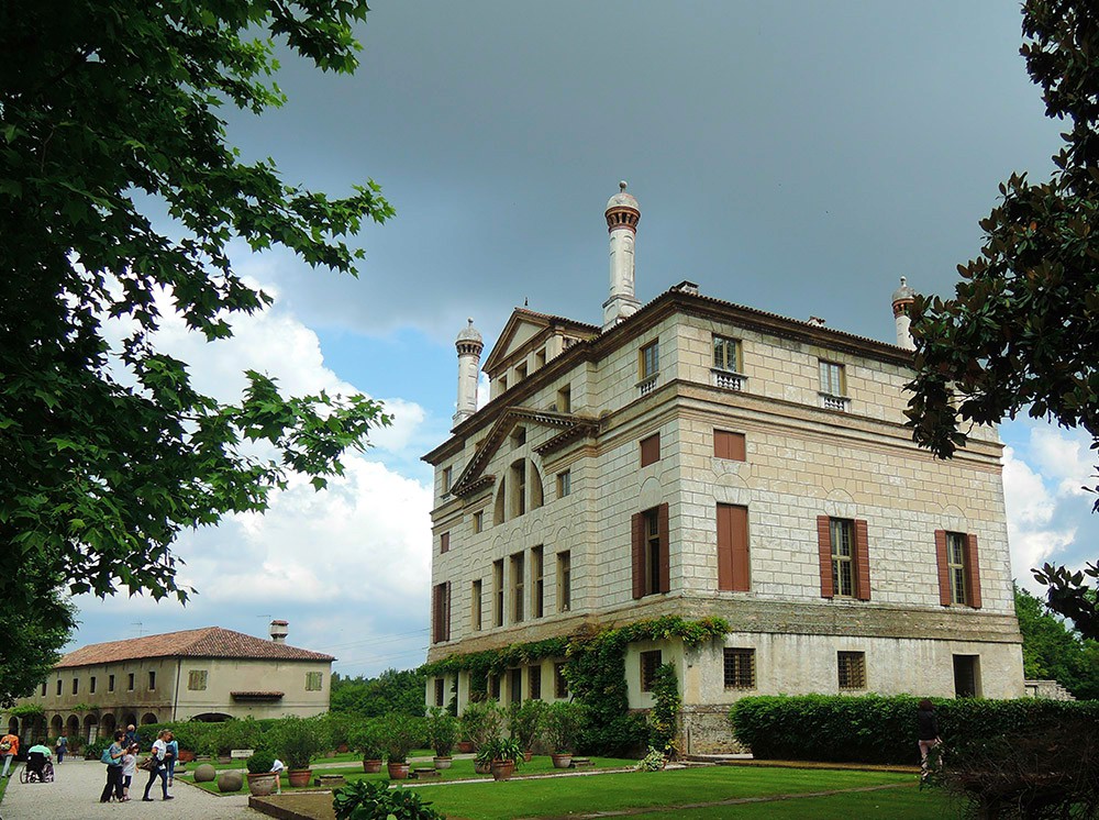 Villa Malcontenta, rear facade