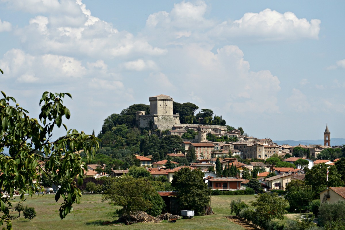 Sarteano, three times charming