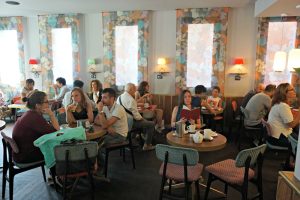 Tea room