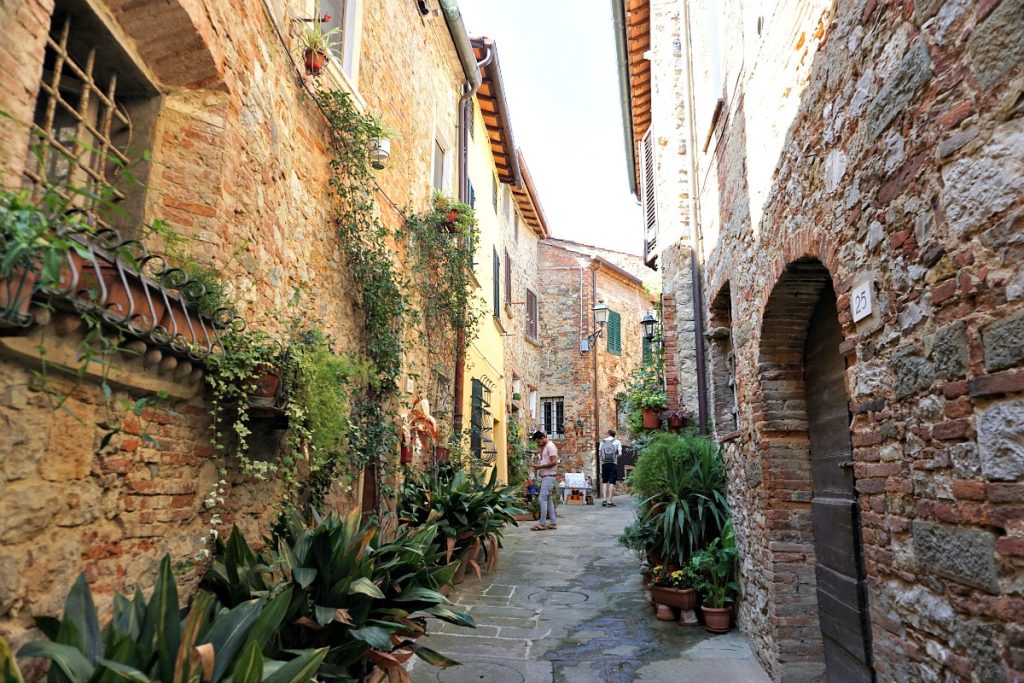 Wonderful Lucignano - most beautiful villages in Tuscany