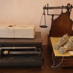 Parcel scale and herbalists scale