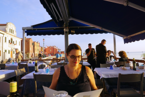 Studying the menu Da Celeste Pellestrina