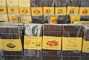 Flavoured chocolate bars