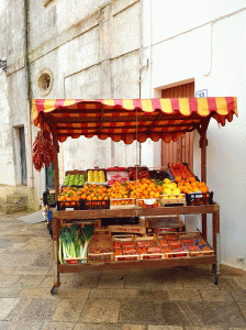Fruit stand in Specchia
