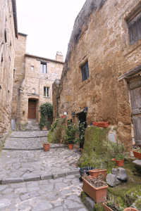 Alley of Civita