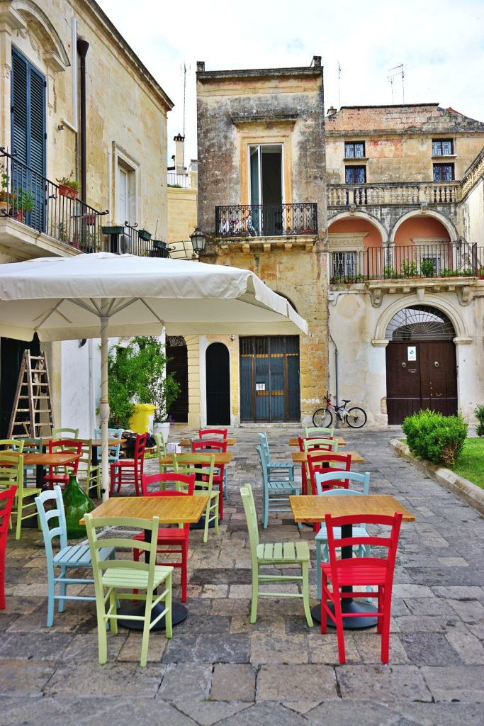 Cafè with the lovliest chairs in Lecce