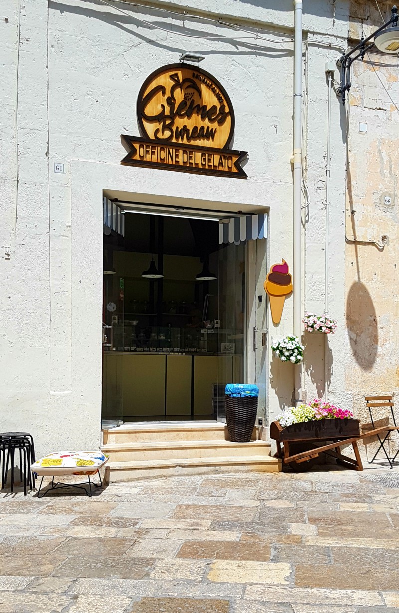 Cremes Bureau Matera