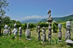 rock statues in San Pietro di Barbozza