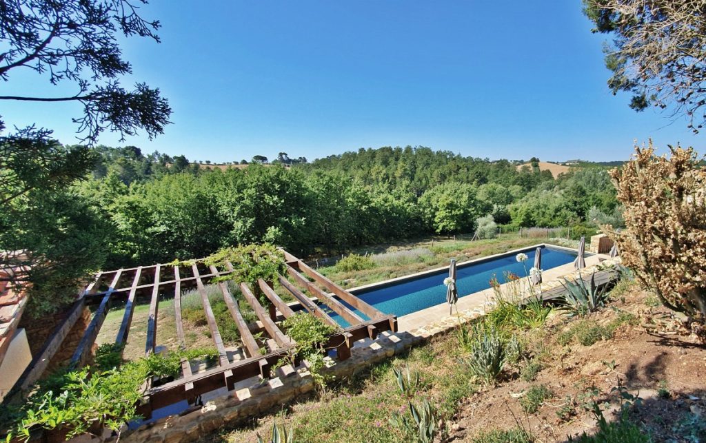 pool at Trafonti