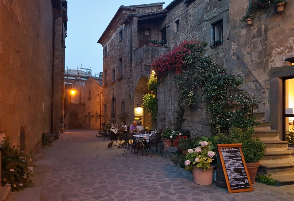Civita di Bagnoregio by night