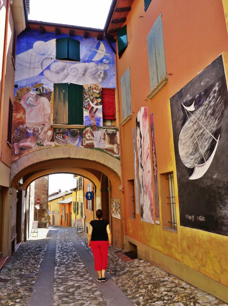Dozza street art