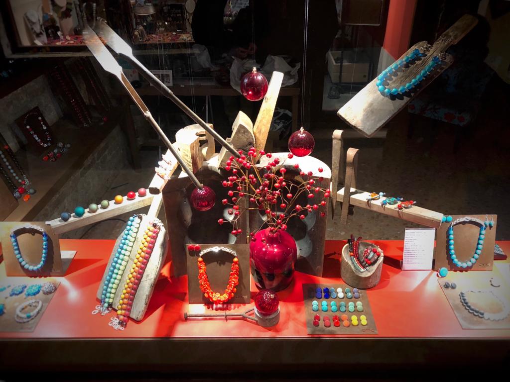 Best souvenirs to buy in Venice: